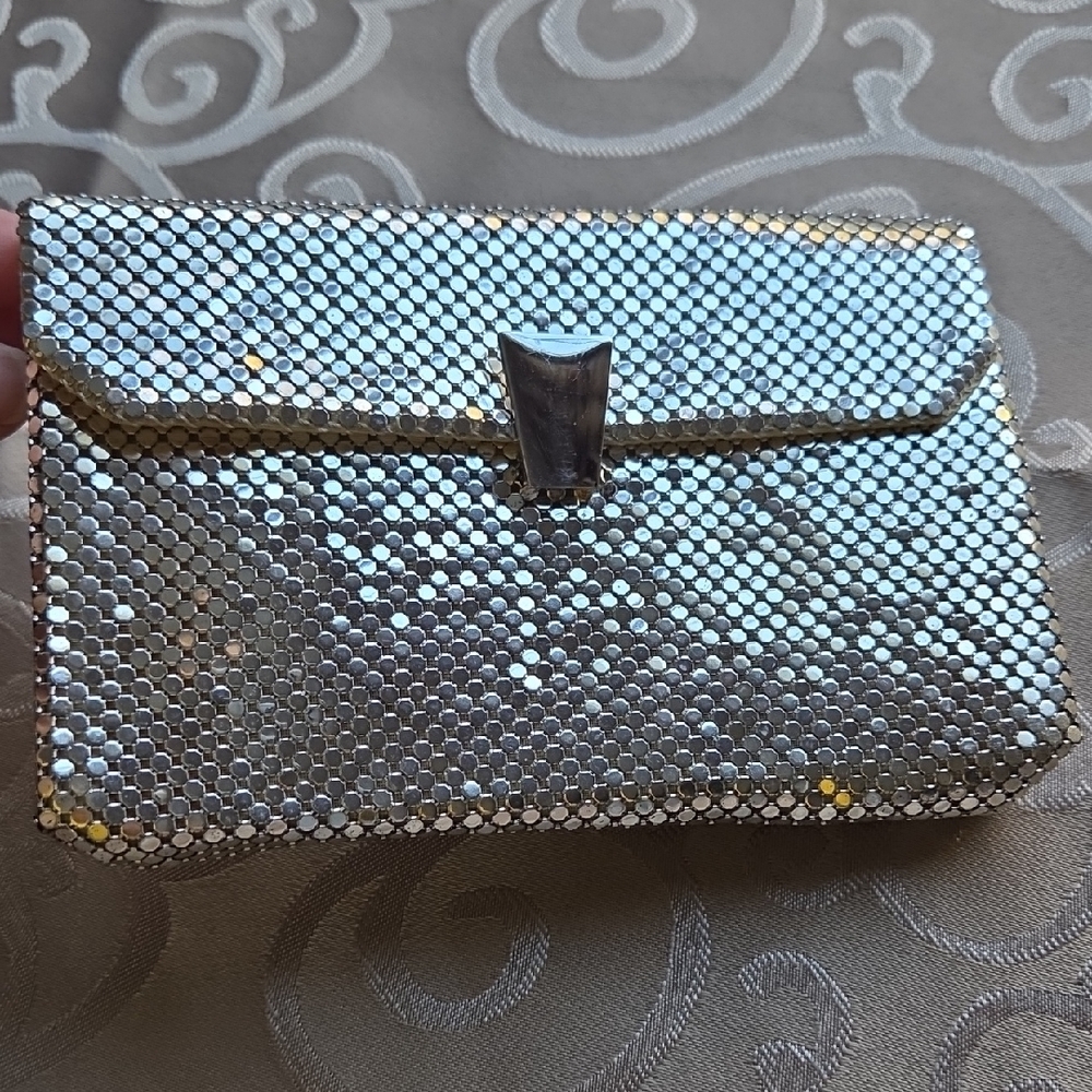 Vintage Whiting And Davis Co. Silver Mesh Clutch Bag Made In USA